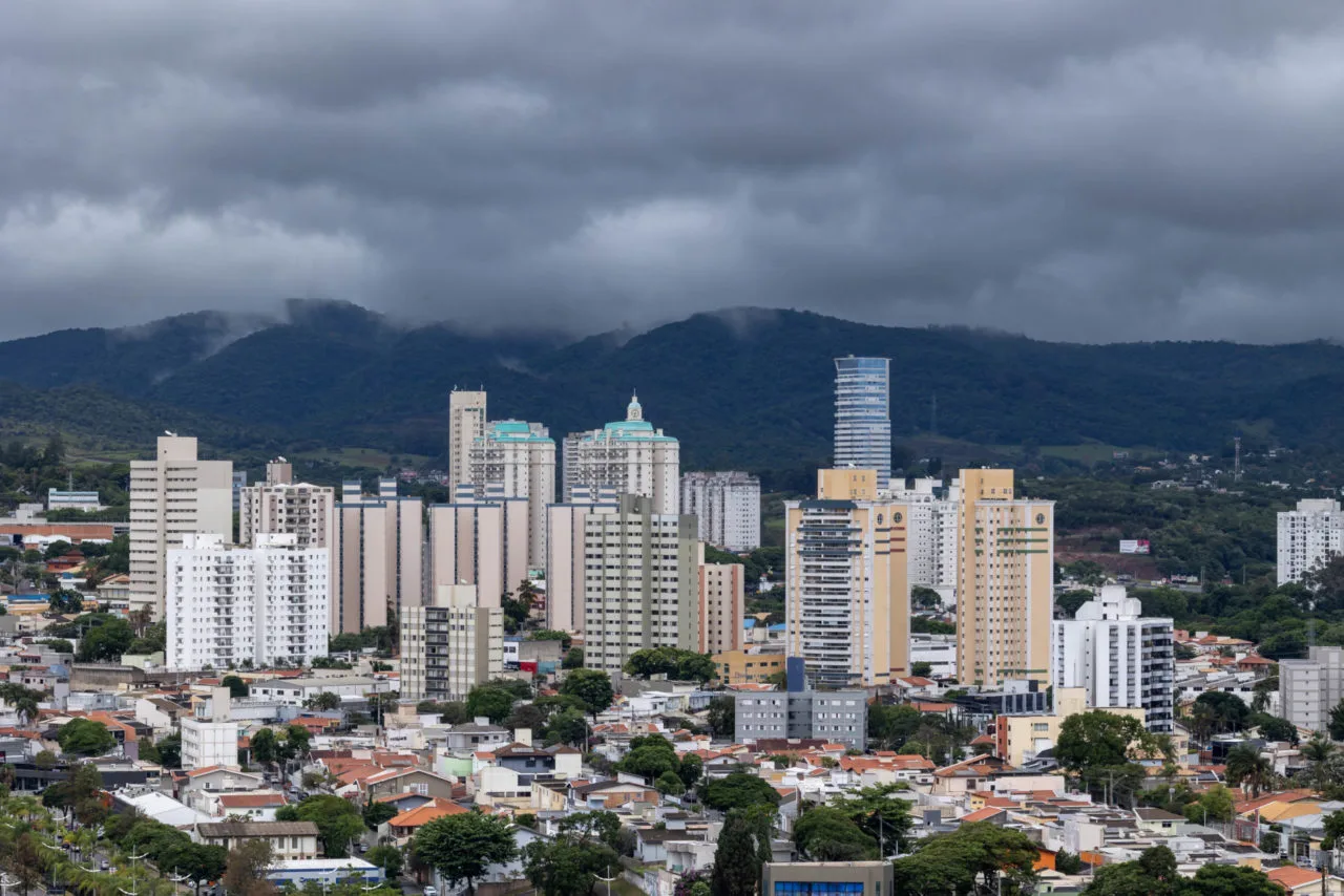 Mudança no tempo: Jundiaí registra queda de temperatura e pancadas de chuva
