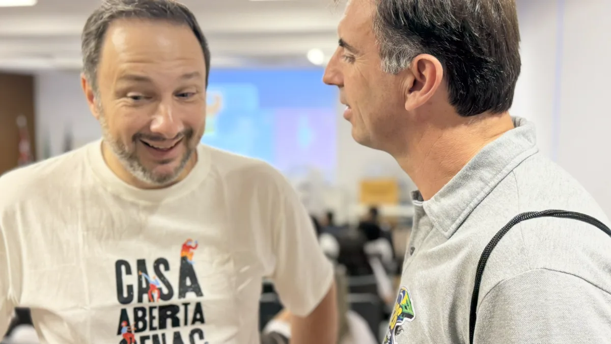 Cristiano Lopes visita Casa Aberta Senac e destaca qualificação profissional